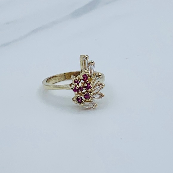 Real 10k Gold Ring Red & White CZ Sz 6